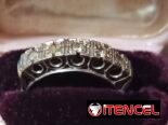 Anillo de compromiso oro blanco  18k de 3.7 gramos ,original