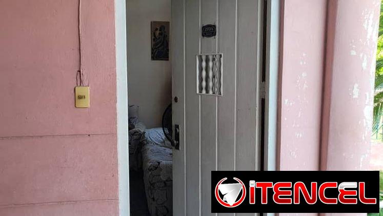 Venta en bajos de un biplanta