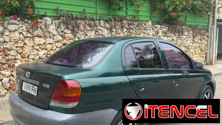 Toyota yaris 2005 sedan