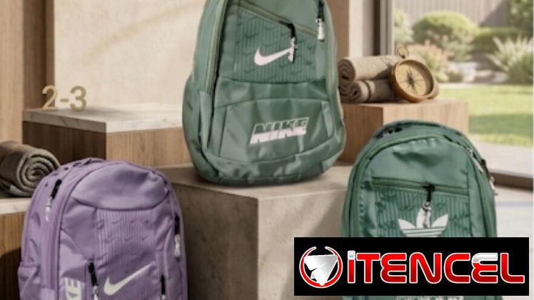 Tenis y mochilas