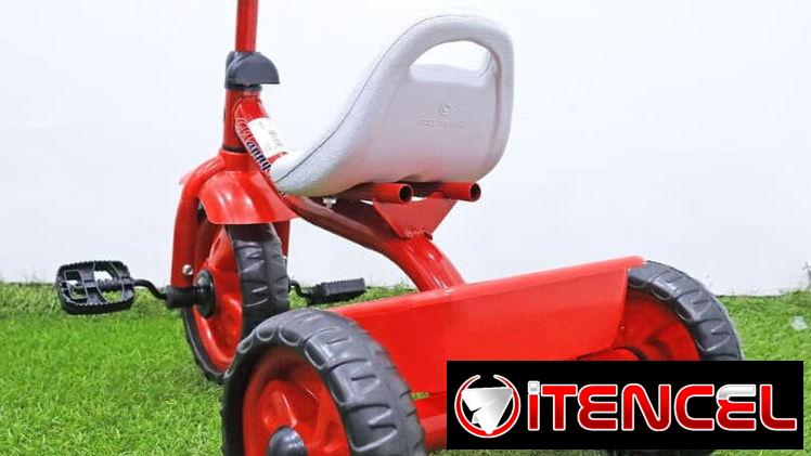 Triciclos para niños (Yus)