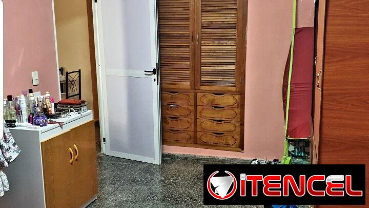 !!Apartamento en bajos en muy buenas condiciones!!(52940693)