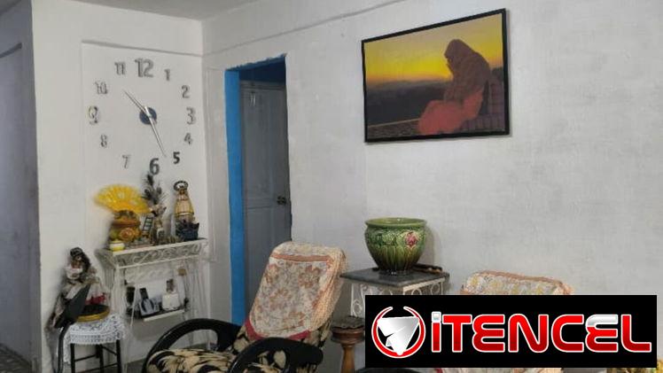 SE VENDE CASA EN BAJOS DE BIPLANTA EN STO SUAREZ
