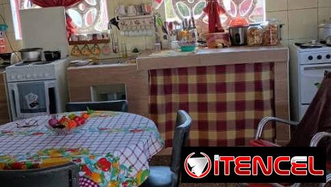 Se vende casa( ALTOS)de 4/4 en La Lisa Reparto Versalles