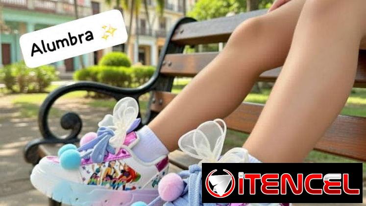 Tenis de niña temática querer Kpop
