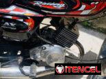 Moto ax100 con unidad de karpaty de villa clara