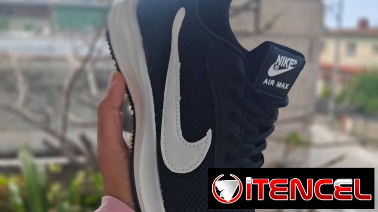 Zapatos deportivos
