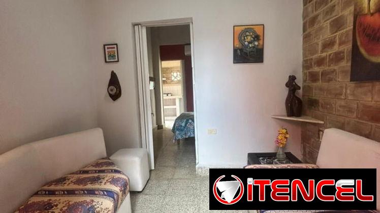 Alquiler en playa a dos cuadras de 31 y 42 cómodo y acogedor posibilidad de guardar vehículos