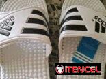 Venta de chancletas Adidas de pincho