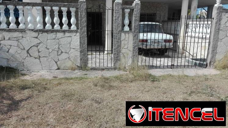 Vendo Casa biplanta en Guanabo, planta baja.