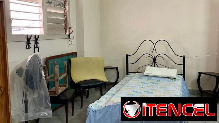 AMPLIO APARTAMENTO EN EXCELENTE EDIFICIO – CENTRO HABANA MUY CERCA DE INFANTA y ZANJA