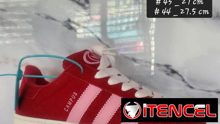 Tenis triple A