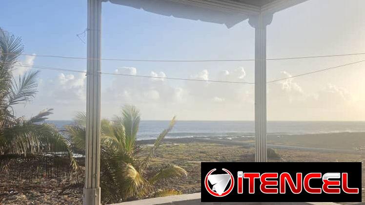 $24 000 usd ( ajuste con dinero en mano). En venta planta alta de un biplanta con vista al mar en Cojimar, Habana del Es