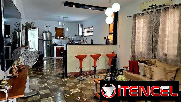 Venta de propiedad en playa Santa fe