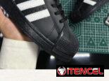 Variedad de modelos Nike y adidas