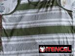 Ropa de hombre nueva y de uso
