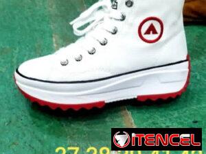 18137d795d27fbba1bbc285ccec0243c19b7f4bf0bc8fecc7d9787dfde22cadb