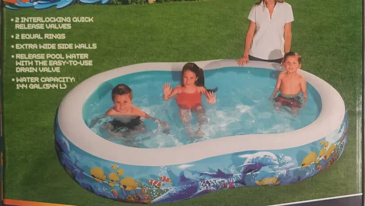 Piscinas inflables Bestway(marca💯) para que tu niñ@ se refresque en este calor: redonda 30usd y grande ovalada 100usd