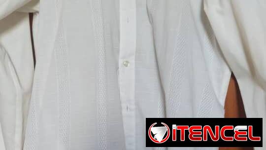 CAMISAS CON MANGAS LARGAS, DE VESTIR, COMO NUEVAS Y TALLAS L y XL: 400 CUP.