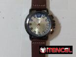 Se venden relojes de hombre y mujer