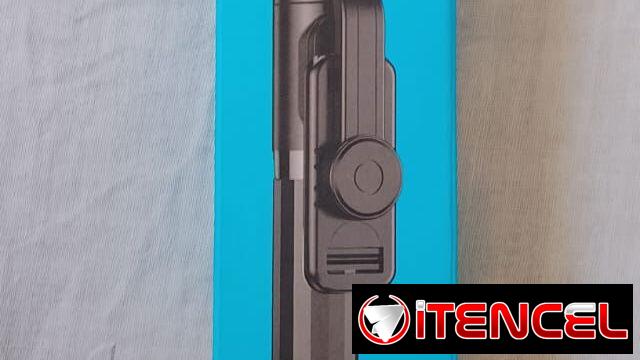 Trípode o palo de selfie nuevo en su caja, con mando a distancia para tomar fotos 🤩, color negro 105cm de altura