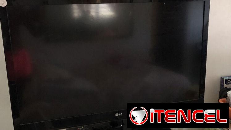 televisor LG 42” de uso