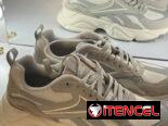 Ropa deportiva y tenis originales