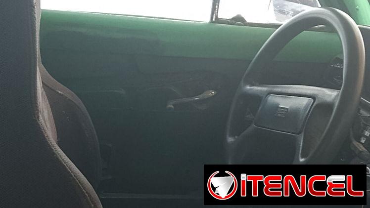 Opel de petróleo