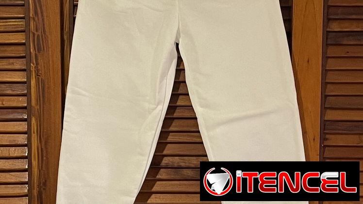Mono blanco talla S y Mono negro XL