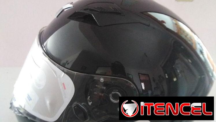 Casco de moto nuevo, certificado. Talla m