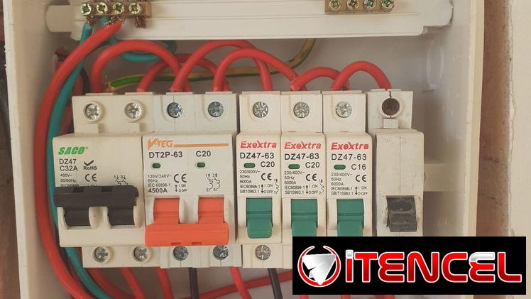 Electricista plomero pintor albañil herrero y cristalero.