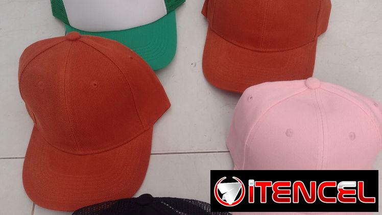 Gorras por unidad y mayoreo. Desde 1700 pesos al menos 10 de cualquier tipo.