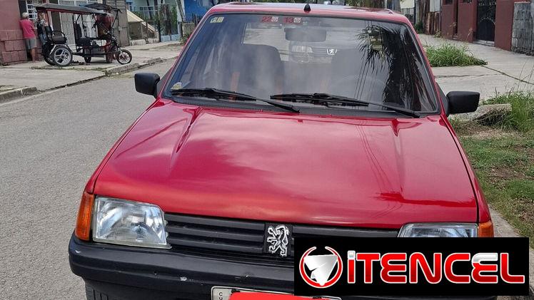 Peugeot 205 familiar en excelentes condiciones.