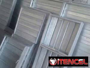 1c29aff1a2fff77bf144141e82a560661e47afe1aaf91fff6441a2d8c315014b-2