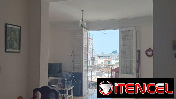 🏠 Apartamento De Renta Lineal En El Vedado. Tiene 3 habitaciones por 600 usd por mes.Ideal para estudiantes extranjeros