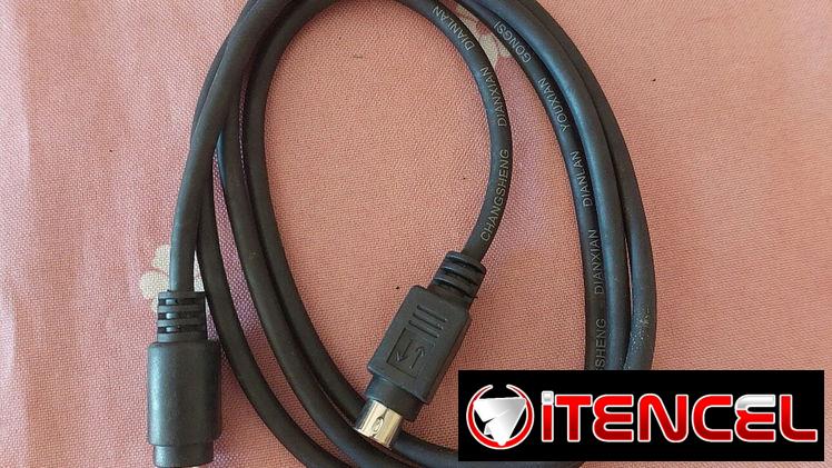 Cable Mini Din de 8 pines macho a macho.