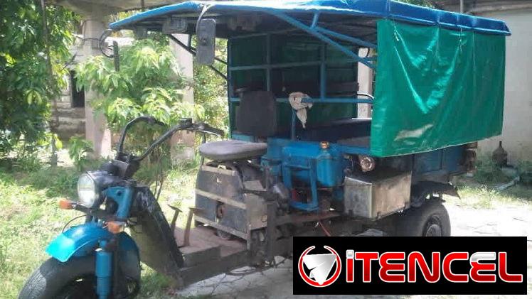 Venta de Moto Triciclo de Combustión. Petróleo
