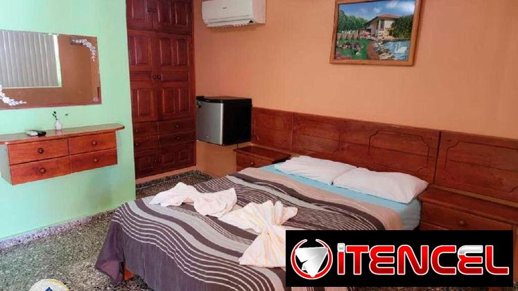 Alquiler de casa con piscina en Brisas del Mar