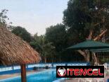 Hermosa casa Finca Con piscina  de más de 5mil m2 😳