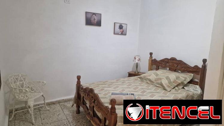 Renta de casa particular en la habana. Alquiler de casa por noches en Centro Habana. Hostal en Centro Habana