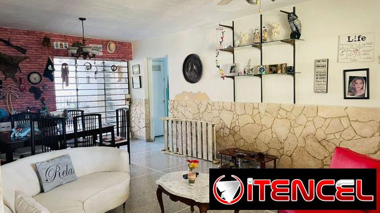 casa independiente Avenida Vento
