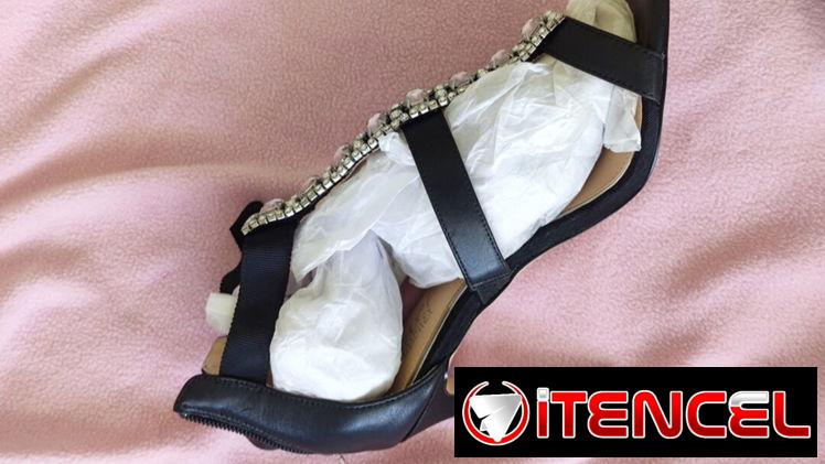 Zapatos de mujer. Pullas