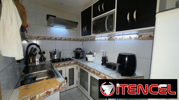 Se vende apartamento de 2/2 en 10 de octubre