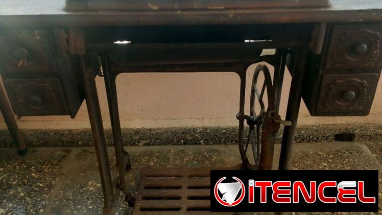 Máquina de coser Deluxe de zip zap