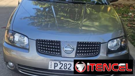 Se vende Nissan Sentra gris del 2005