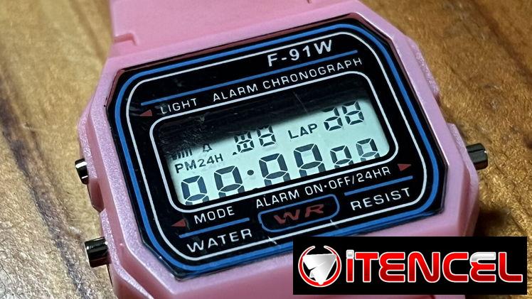 Reloj estilo Casio, de silicona, temporizador y alarma.