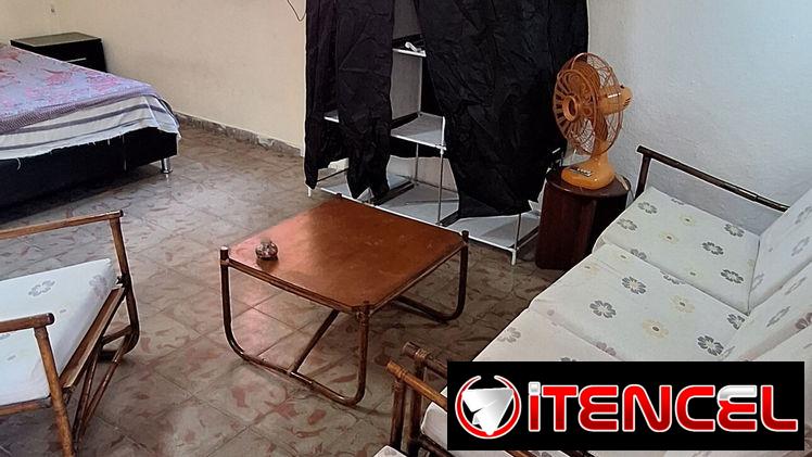 RENRA LINEAL EN VEDADO