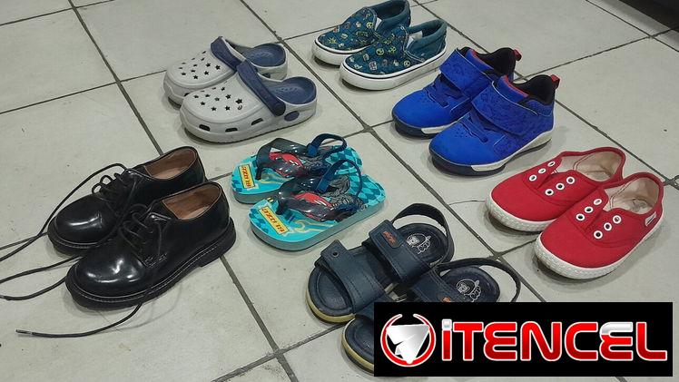 Zapatos, crocs, chancleta, tenis, alpargata niño