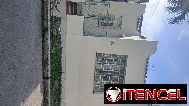 Renta de casa para negocio preferiblemente oficinas o mipyme.