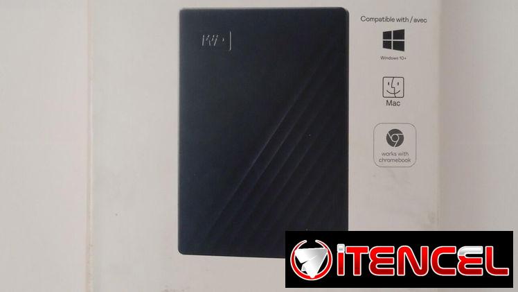 Disco duro externo WesterDigital de 2TB.